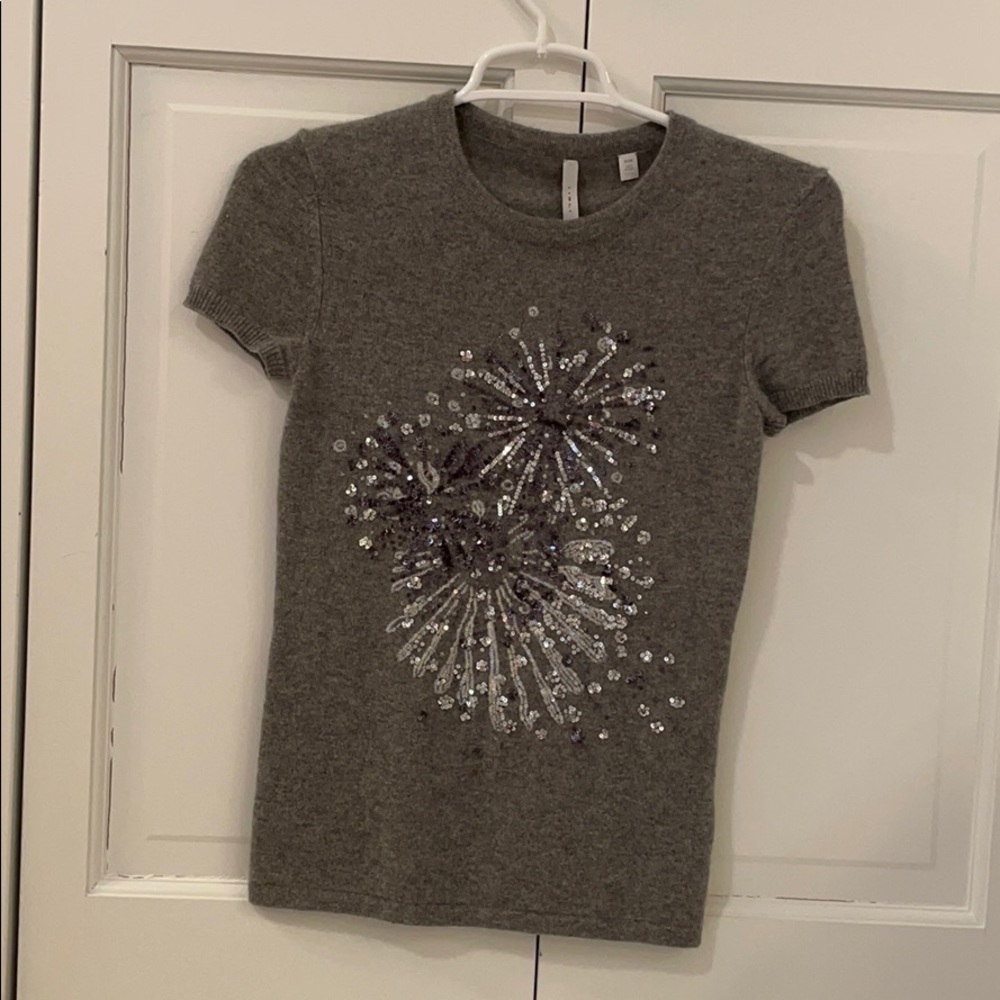 Cute gray cashmere top
